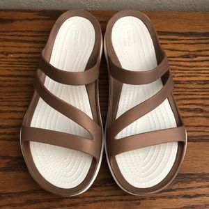 ⭐️ LAST CHANCE! LIKE NEW! Crocs swiftwater sandals